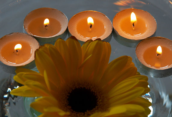 photograph of wedding guest table centerpiece