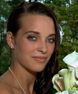New Hampshire wedding photograph of a bride.