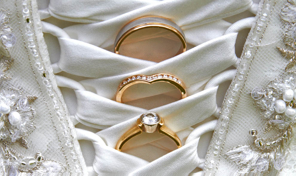 photo of wedding rings